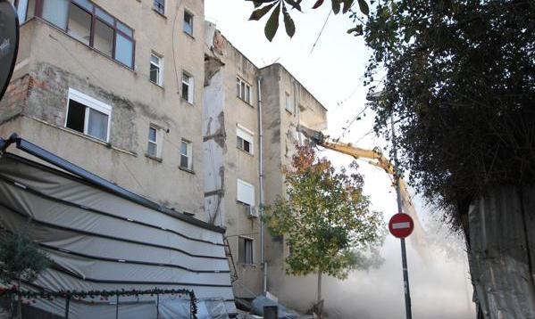 Si veprohet me kredite ne rast termeti: Ja kush i demshperblen bankat